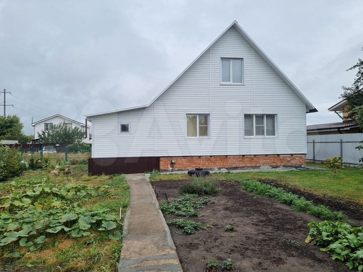 Дом 90 м² на участке 8 сот.