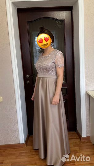 Вечернее платье