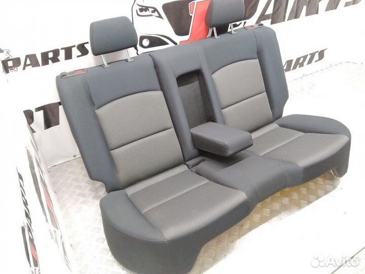 Диван Mazda 3