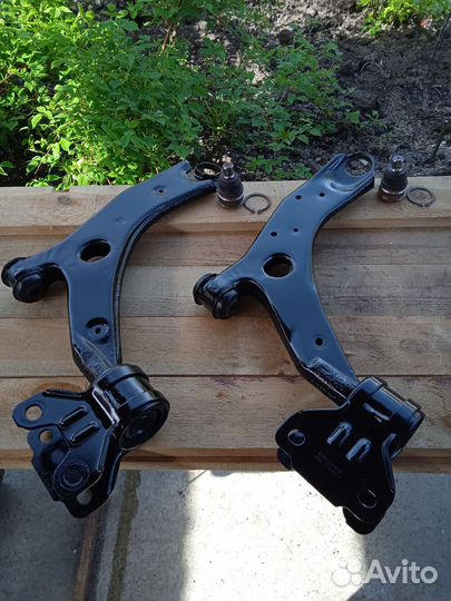 Стойки(каяба).рычаги, шаровые(новые), пружины