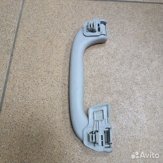 Ручка потолочная задняя Mazda 3 вк, Mazda 6 GG