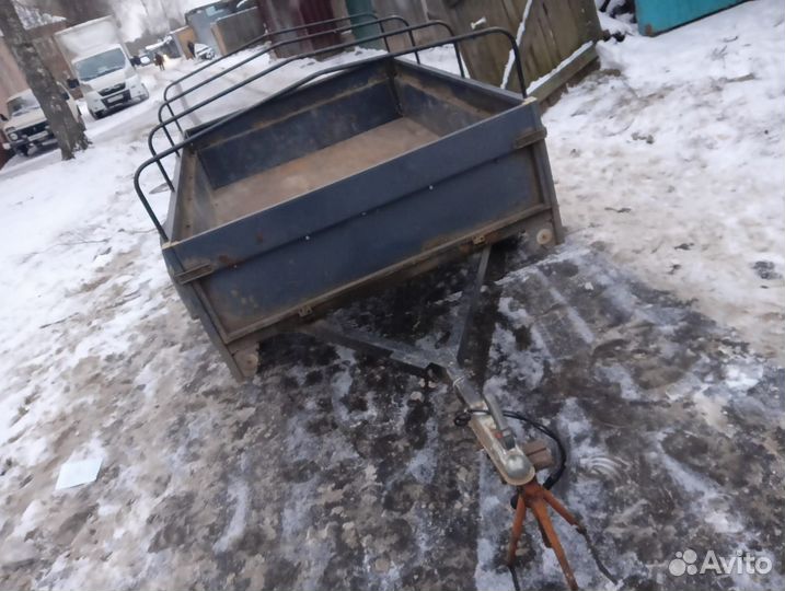 Прицеп легковой