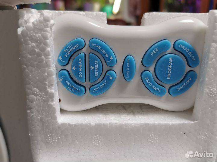 Робособака танцующая