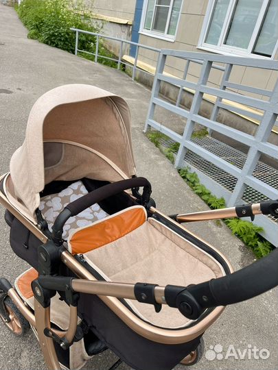 Прогулочная коляска