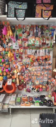 Игрушки для кошек и собак