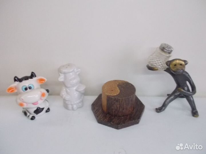 Подставки под яйца,ложки, солонки