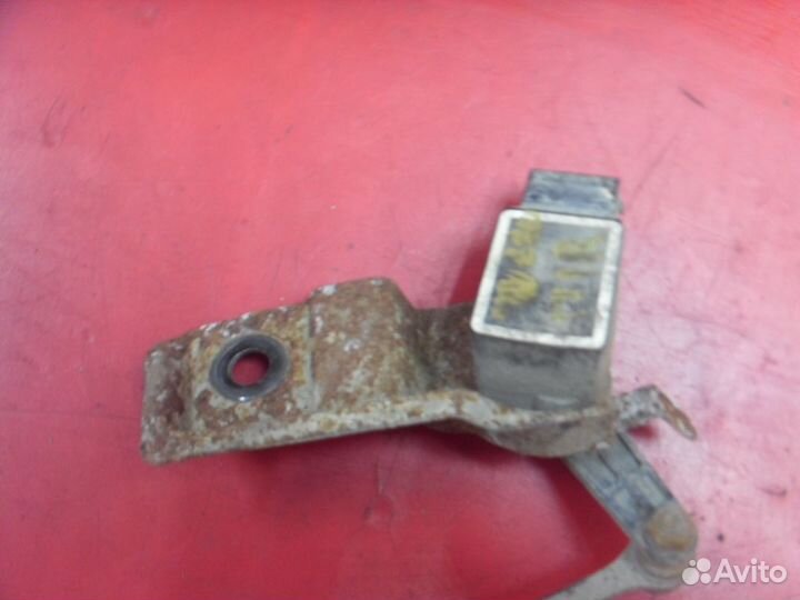 Датчик регулировки 0105427717 Mercedes S (W220)