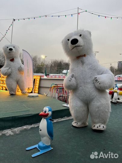 Поздравление от большого белого мишки/чебурашки