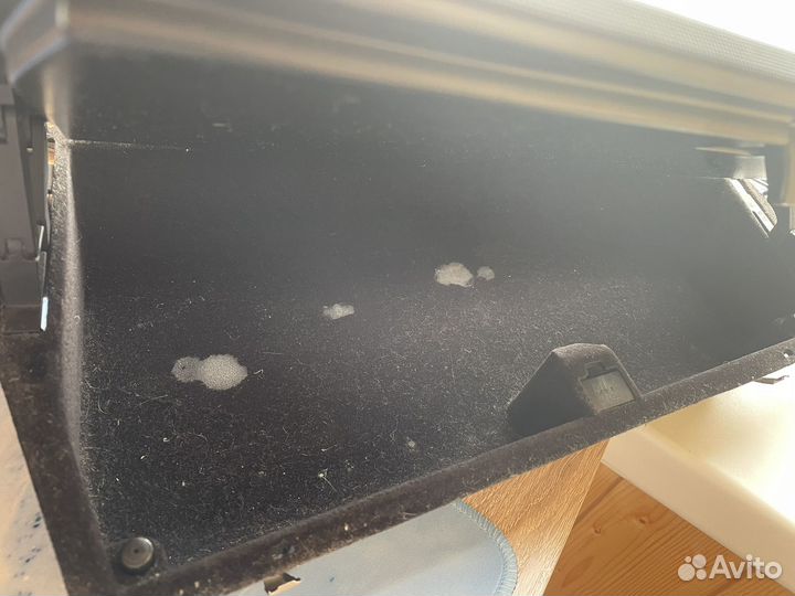 Бардачок volkswagen sharan