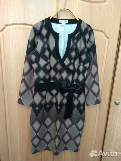 Платье 44 размера