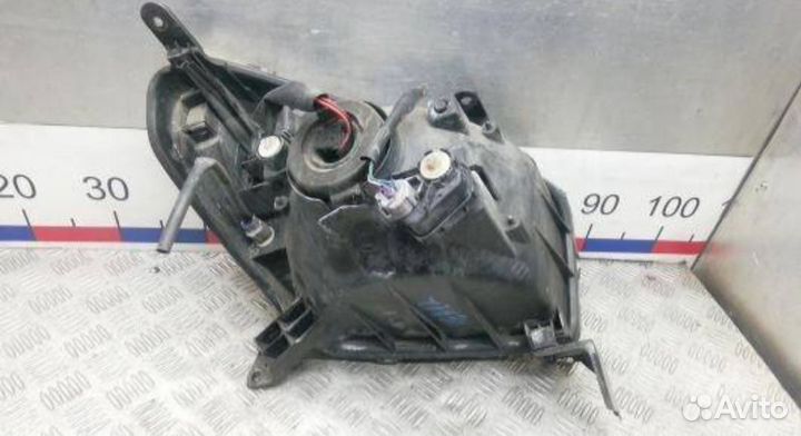 Фара левая toyota rav 4 2001