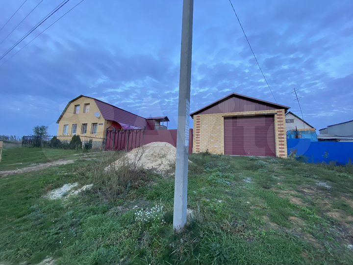 Дом 160 м² на участке 16 сот.