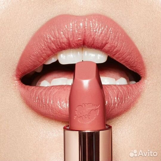 Charlotte tilbury помада in love with