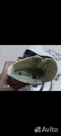 Коньки фигурные 30 размер