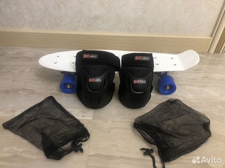 Скейтборд Детский новый в комплекте наколенники