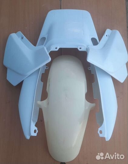 Комплект пластика на honda cb400 vtec