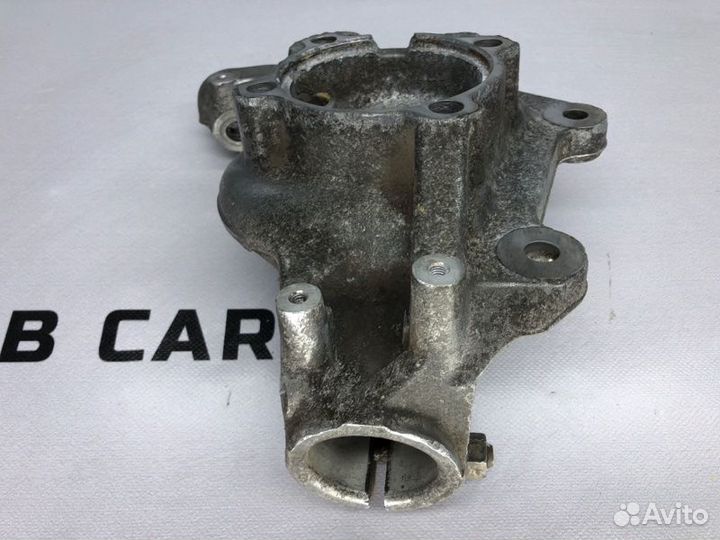 Кулак поворотный передний правый Bmw 3 E91 204D4