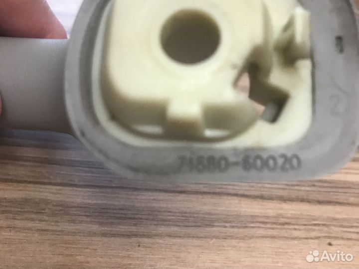 Ручка средней стойки Прадо 150