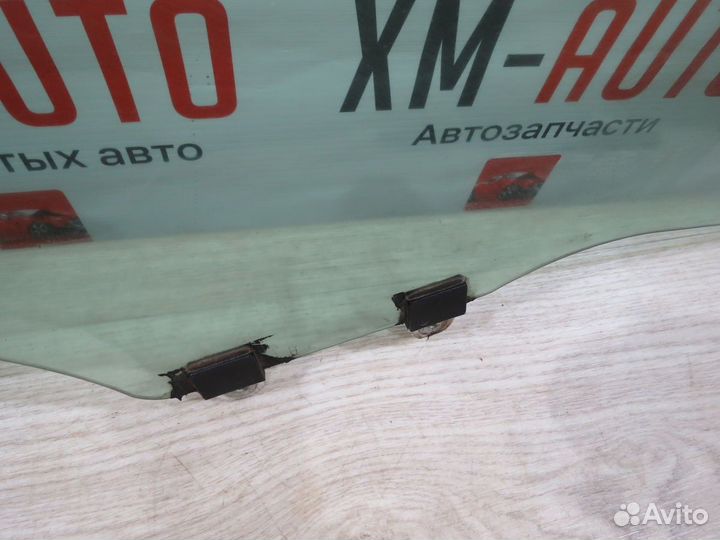 Стекло двери передней правой Honda Civic 8