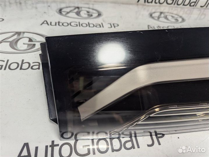 Фонарь задний правый Honda Stepwgn