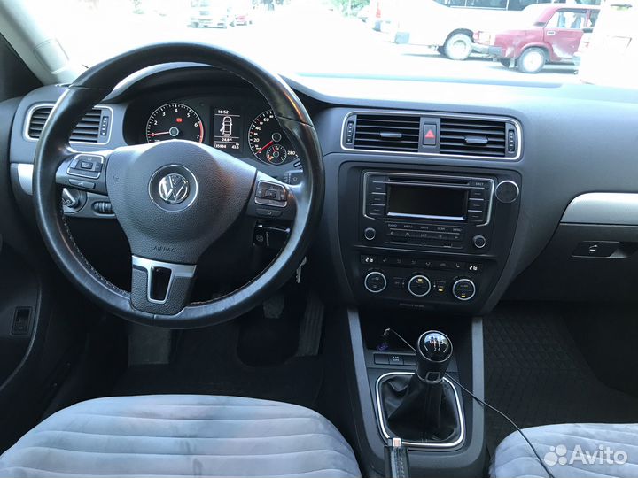 Volkswagen Jetta 1.6 МТ, 2013, 150 000 км