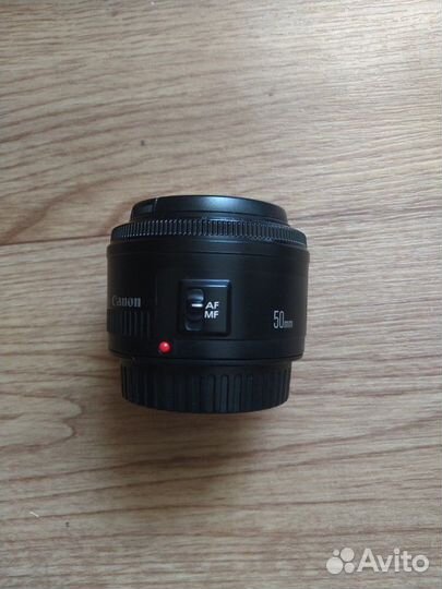 Фотоаппарат Canon EOS 700D + Комплект