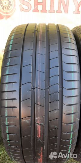 Pirelli P Zero PZ4 275/40 R20 106W