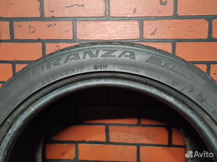 Bridgestone Turanza T001 225/45 R17 91V