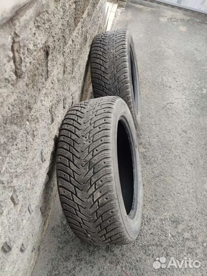 Nokian Tyres Hakkapeliitta 8 215/55 R17 98T