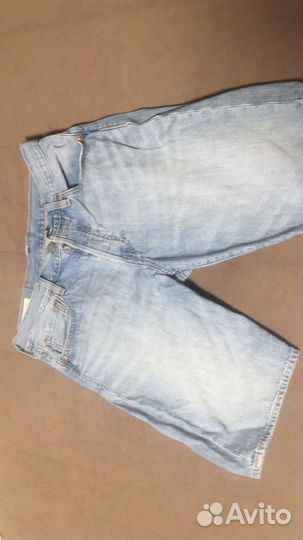 Джинсовые шорты levis