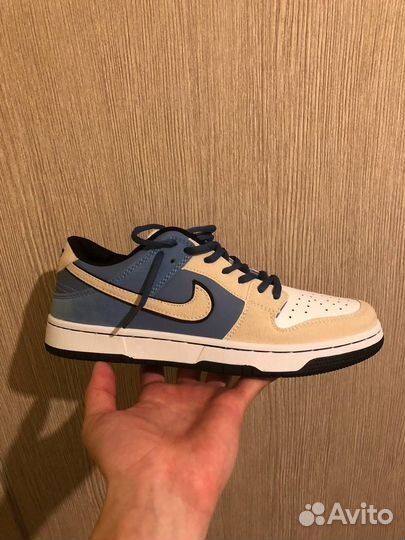 Кросовки Nike SB Dunk Low