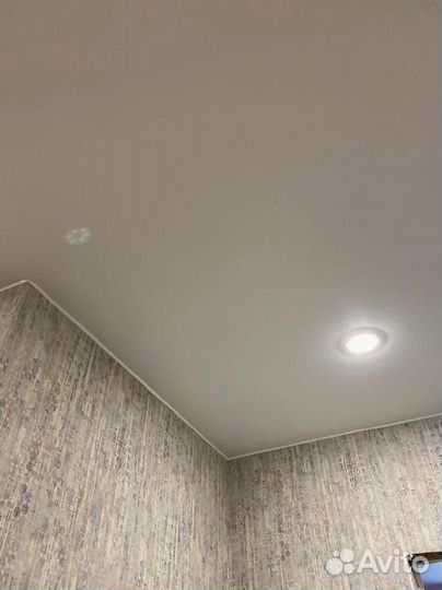 Натяжной потолок