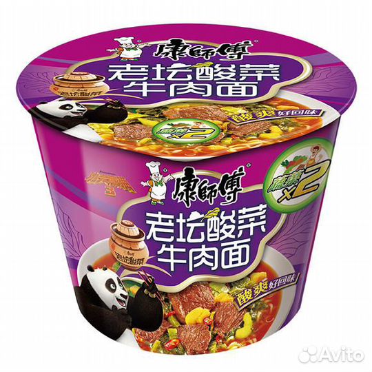 Суп-лапша Kangshifu в чашке говядина и квашения ка