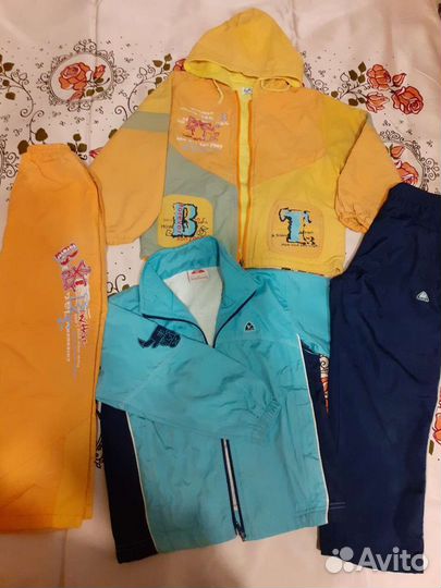 Костюмы спорт. и много вещей в школуд/с