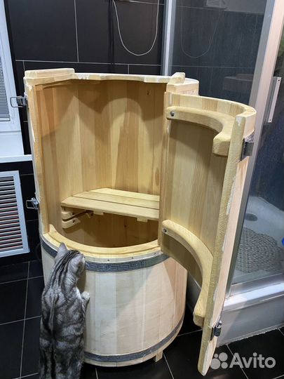 Кедровая бочка с парогенератором