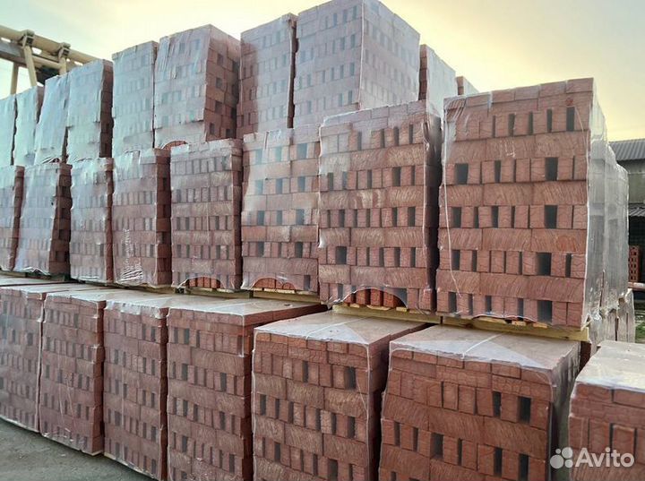 Красный кирпич