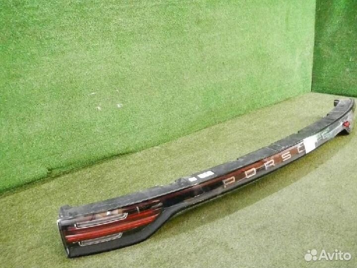 Фонарь задний (стоп сигнал) Porsche Cayenne