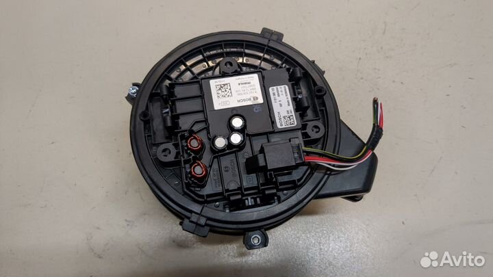 Двигатель отопителя Volvo S90