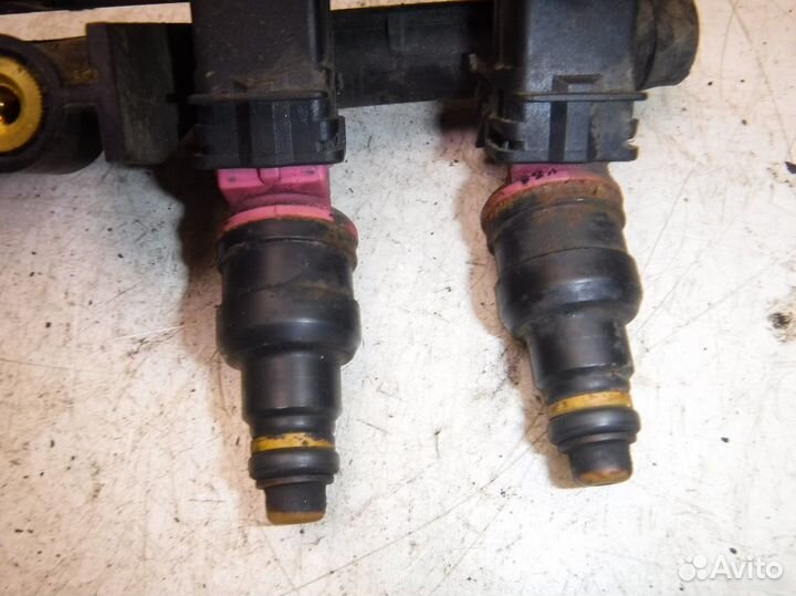 Рейка топливная (рампа) Renault Kangoo