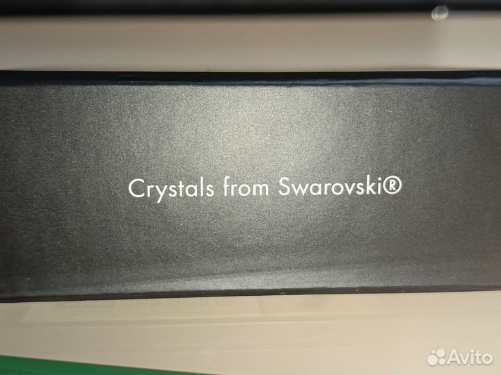 Оригинальный брелок со стразами Swarovski