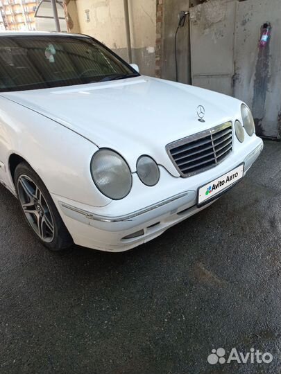 Mercedes-Benz E-класс 2.2 МТ, 2000, 249 000 км