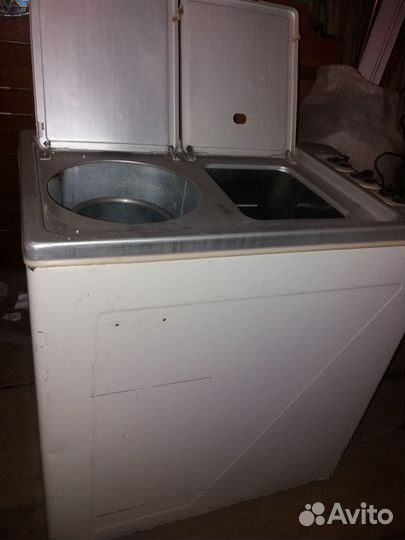 Продам стиральную машину 
