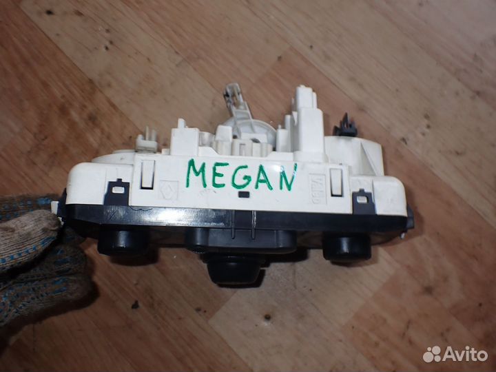 Блок управления отопителем Renault Megane II 03-09