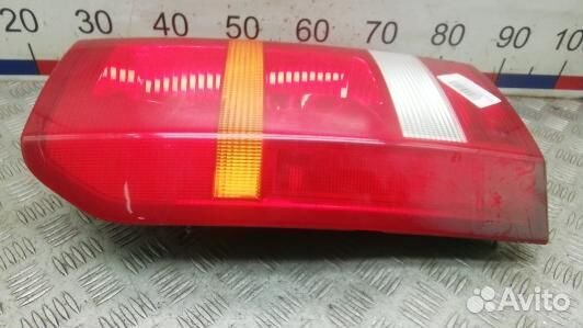 Фонарь задний левый land rover discovery 3 (HNT14M