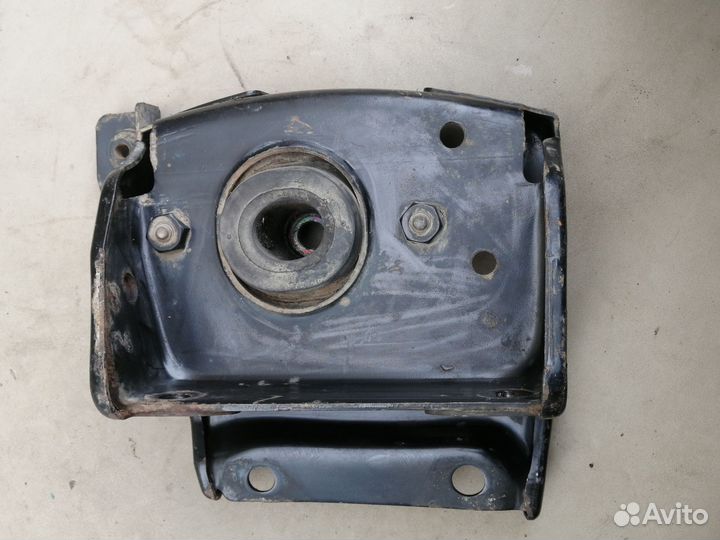 Кронштейн с опорой кпп для Citroen Xsara 2000-2005