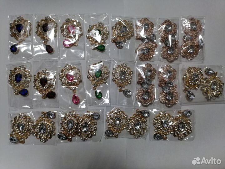 Стразы в цапах