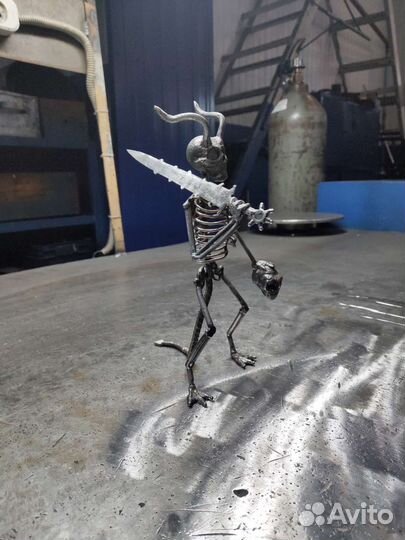 Скелет-демон фигурка из металла