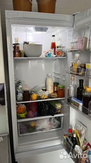 Холодильник hotpoint ariston бу