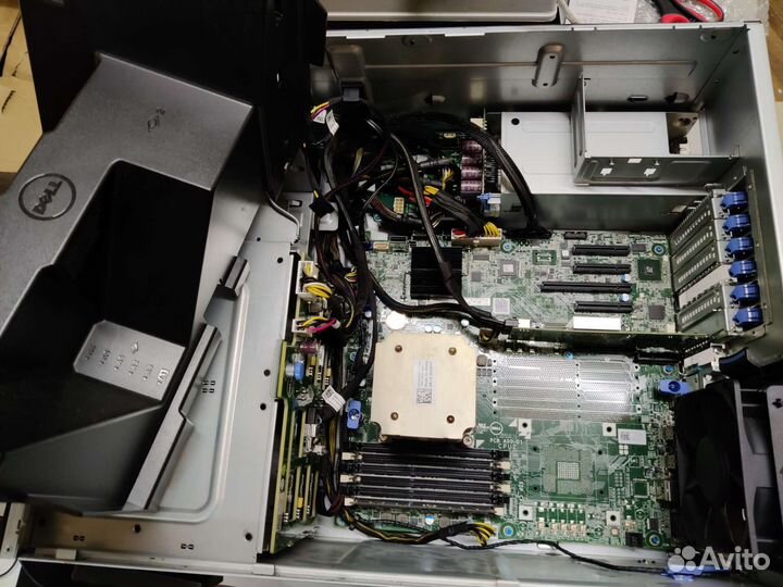 Сервер Dell T320 / 8LFF / 2470v2