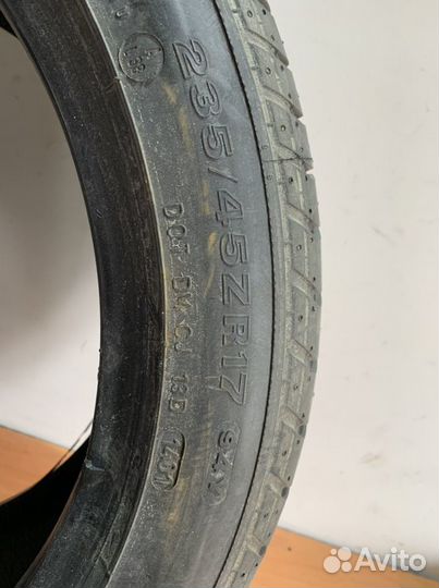 Dunlop SP Sport 2000 235/45 R17 94Y